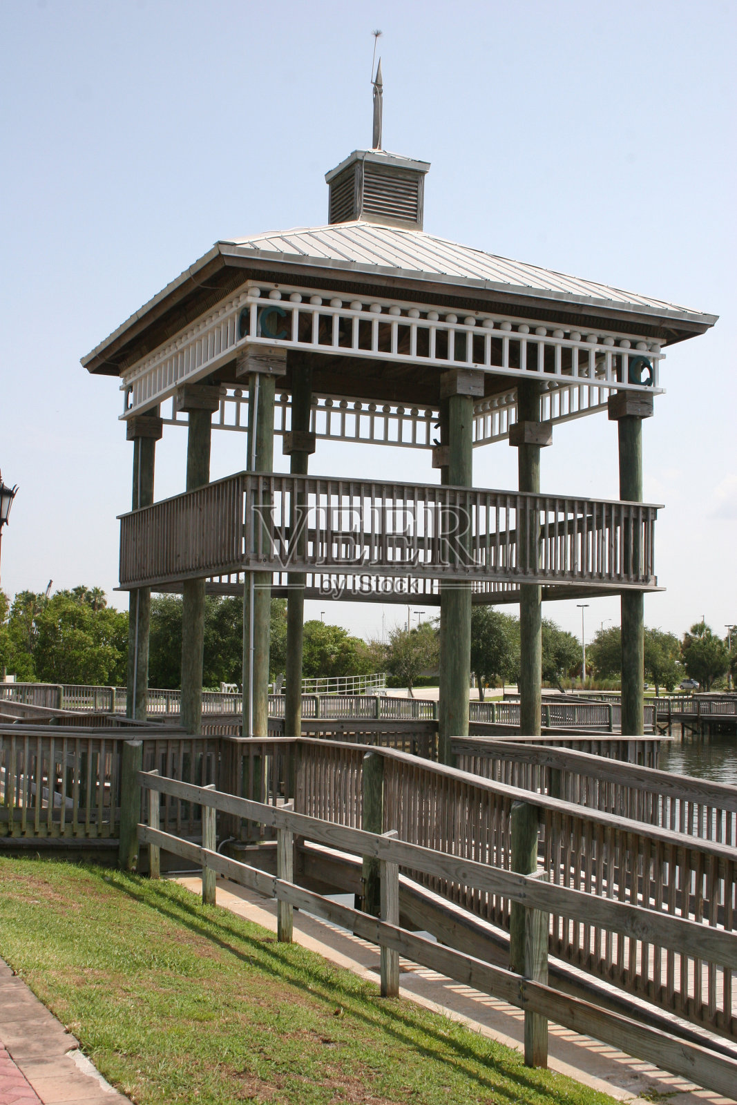 木头塔结构照片摄影图片