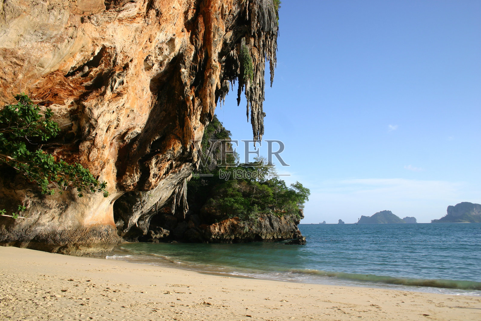 悬崖和大海照片摄影图片