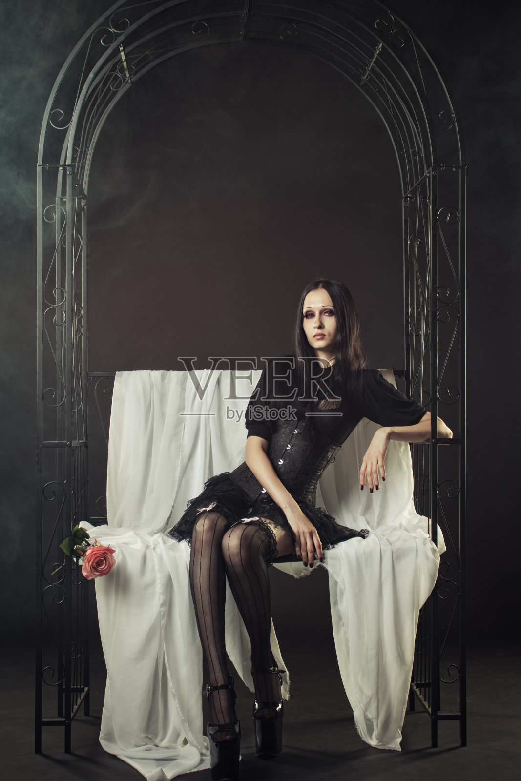 哥特式的女孩照片摄影图片