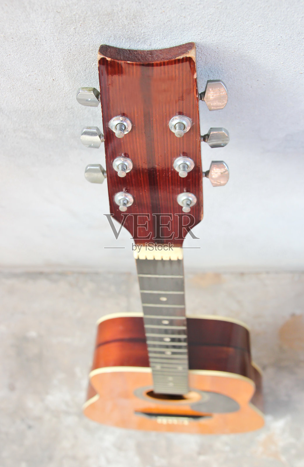 旧吉他照片摄影图片