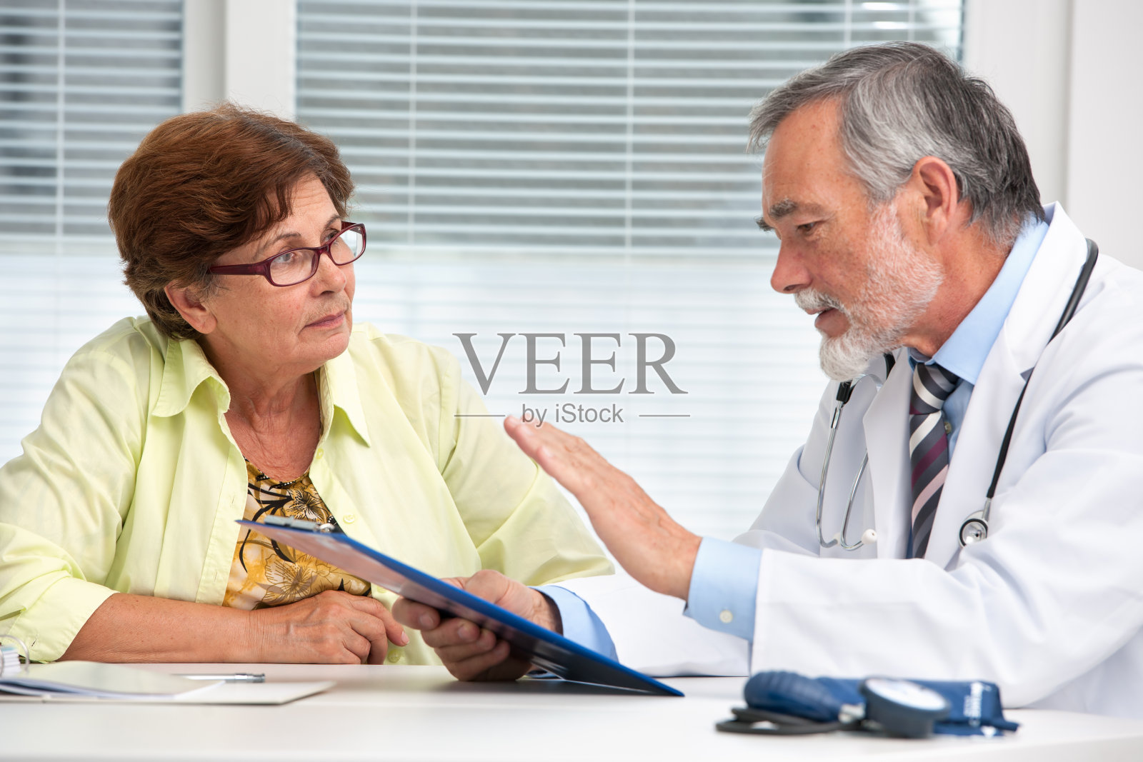 医学考试照片摄影图片