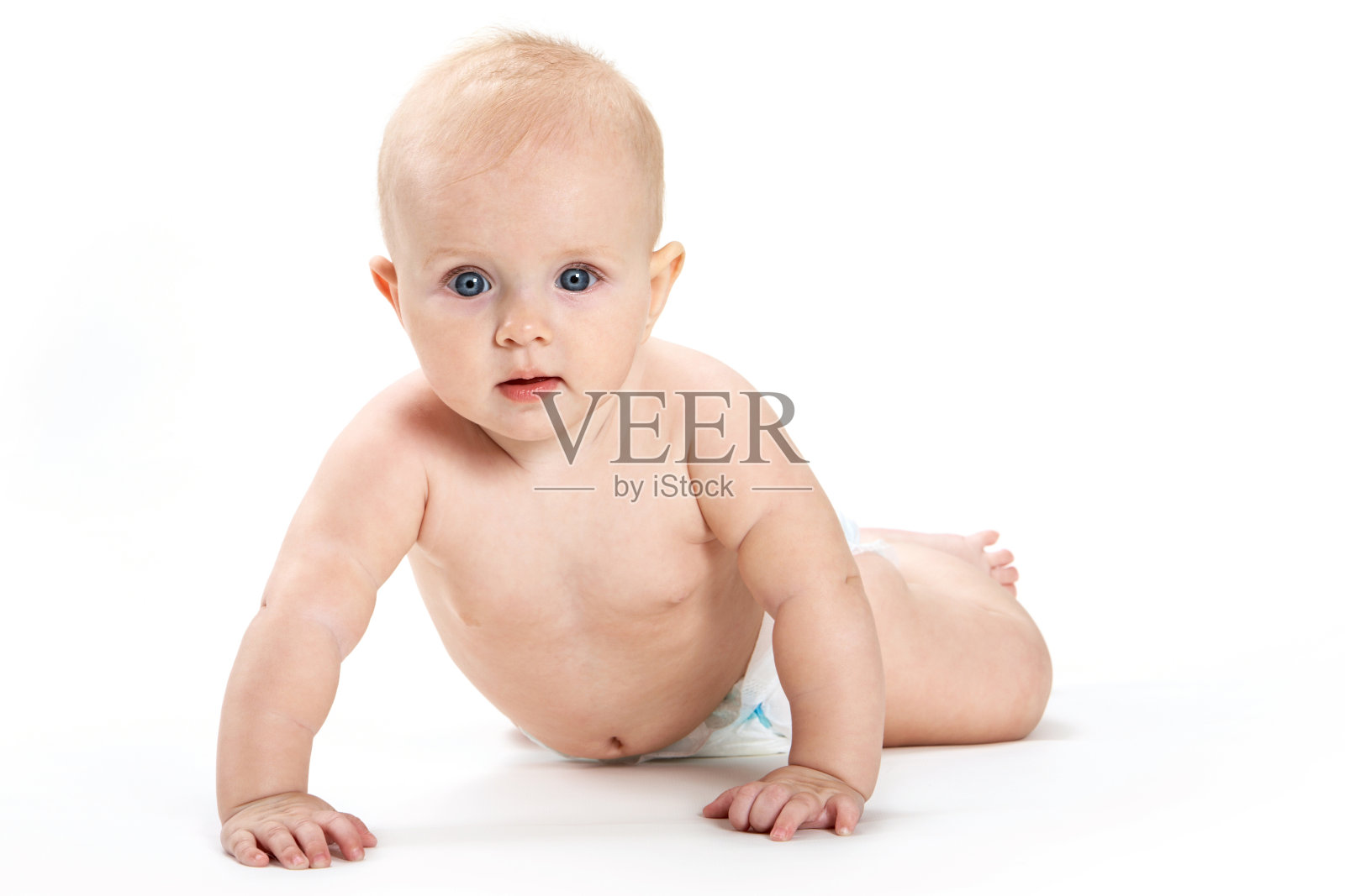 爬行的婴儿照片摄影图片