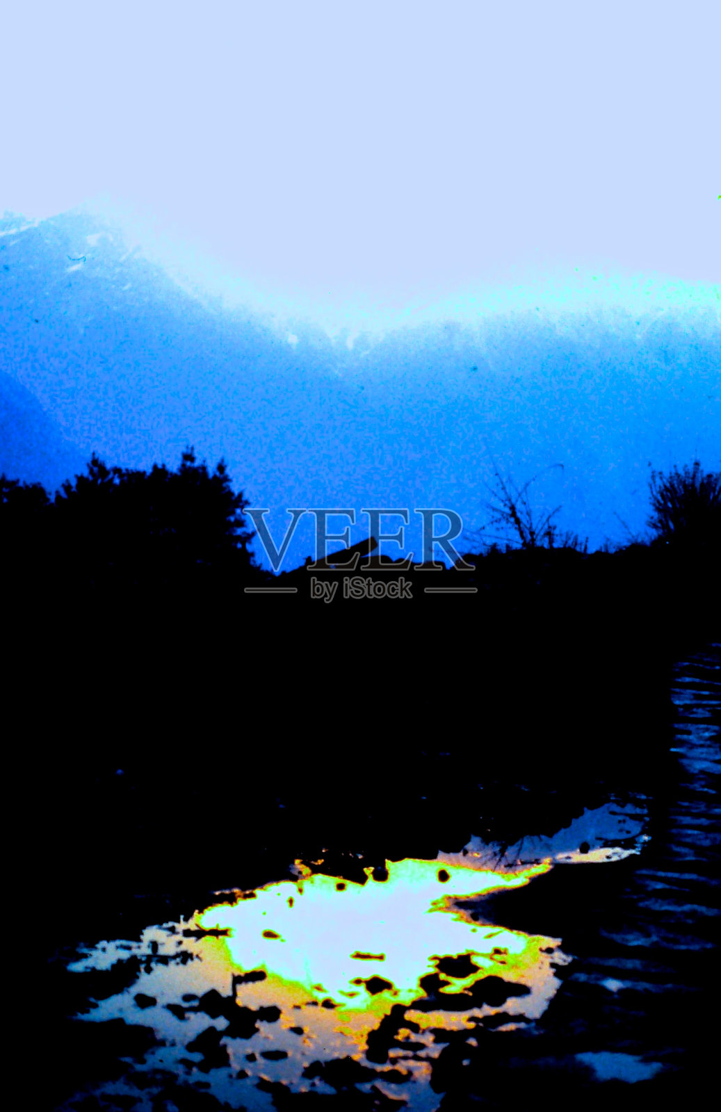 喜马拉雅山的日出照片摄影图片