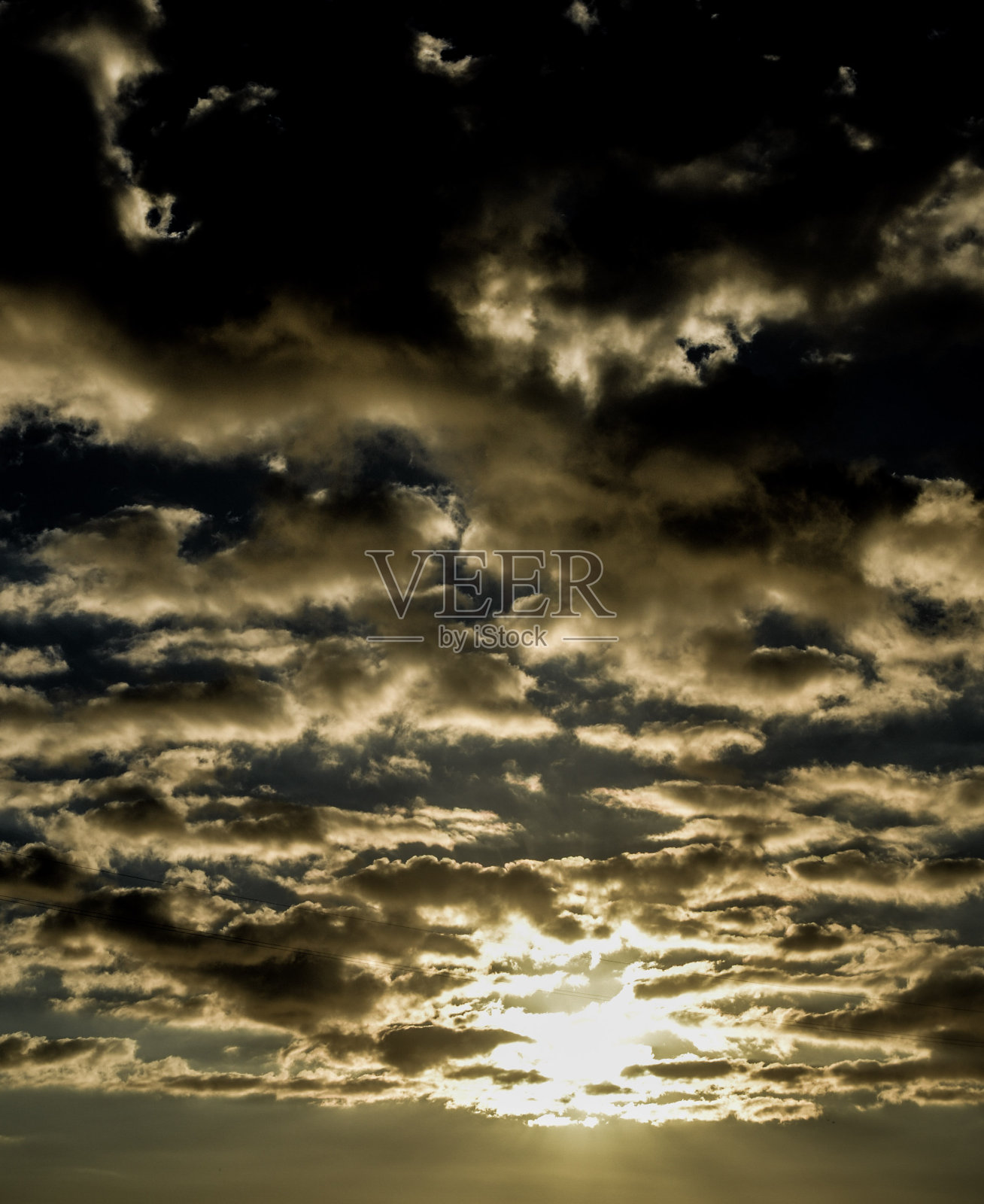 日出时的彩云照片摄影图片