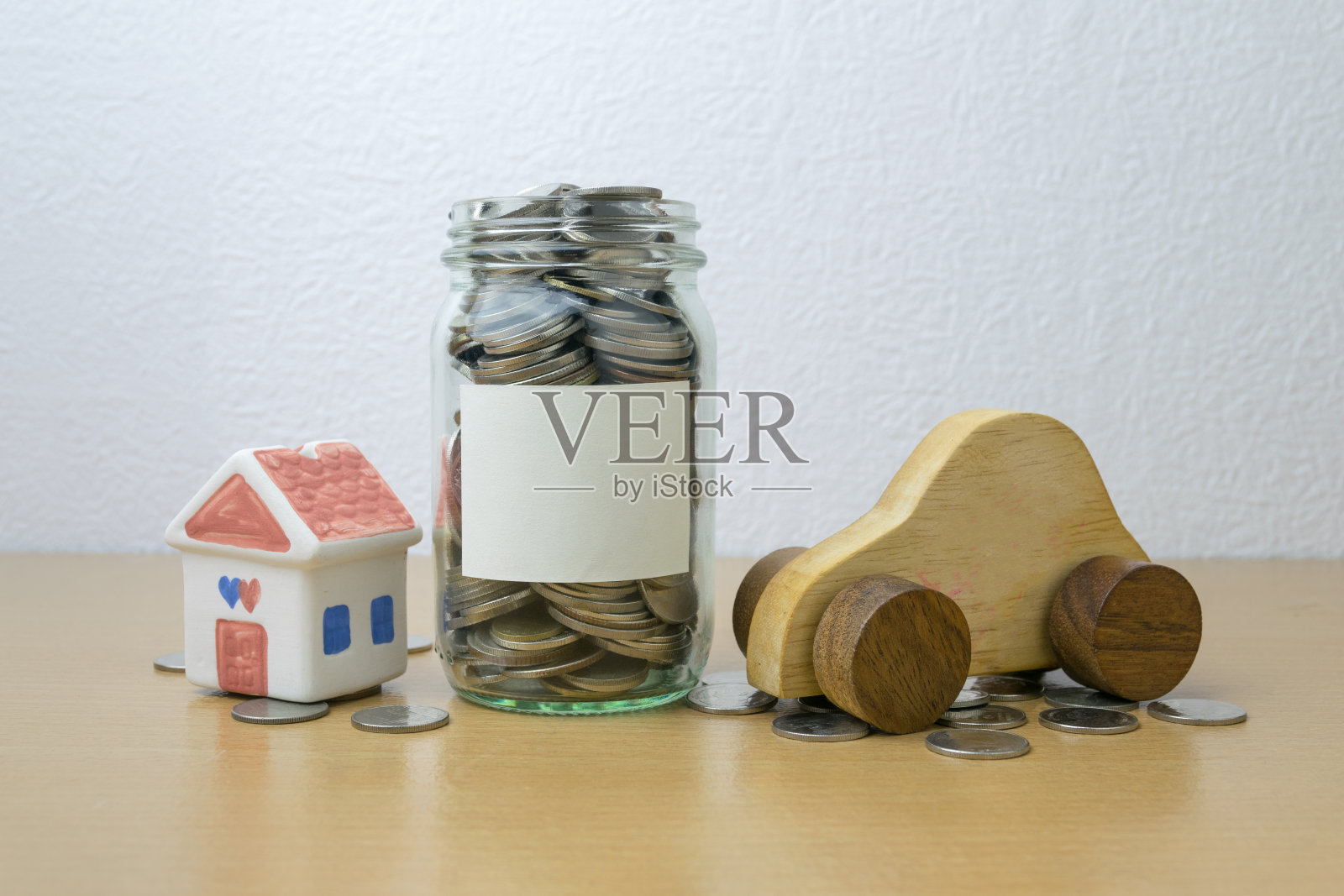 存钱的玻璃瓶为钱的概念照片摄影图片