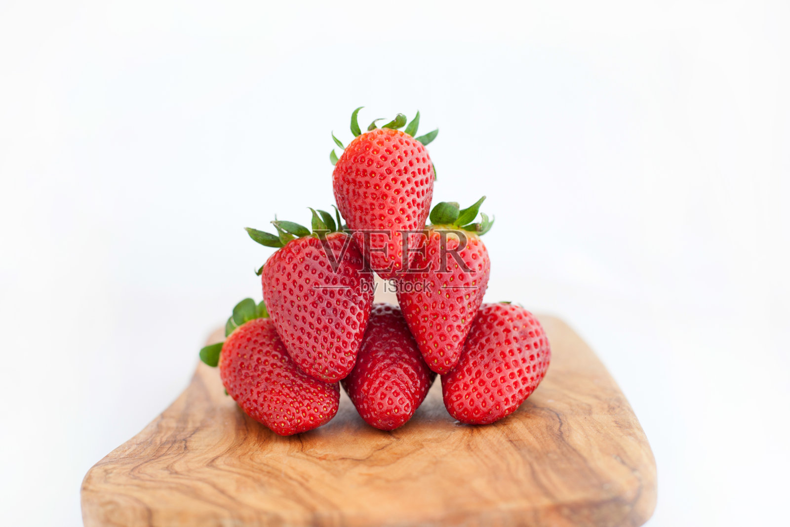 草莓金字塔照片摄影图片