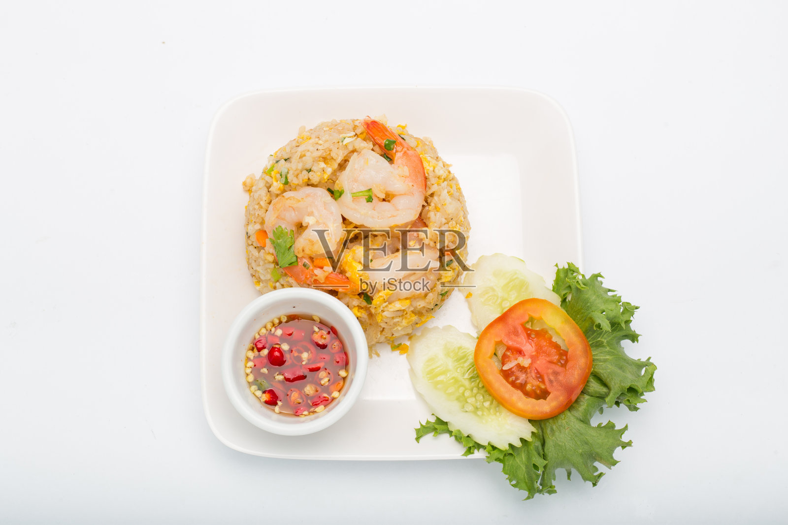 白盘虾仁炒饭照片摄影图片