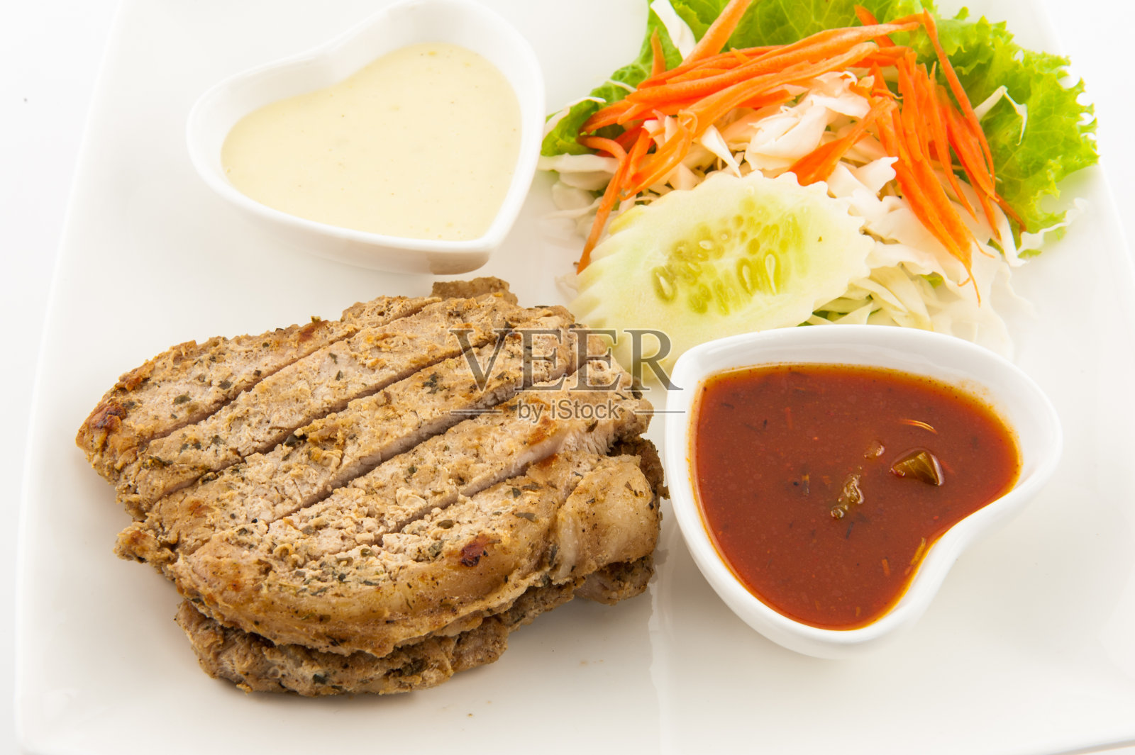 牛排,蔬菜沙拉照片摄影图片