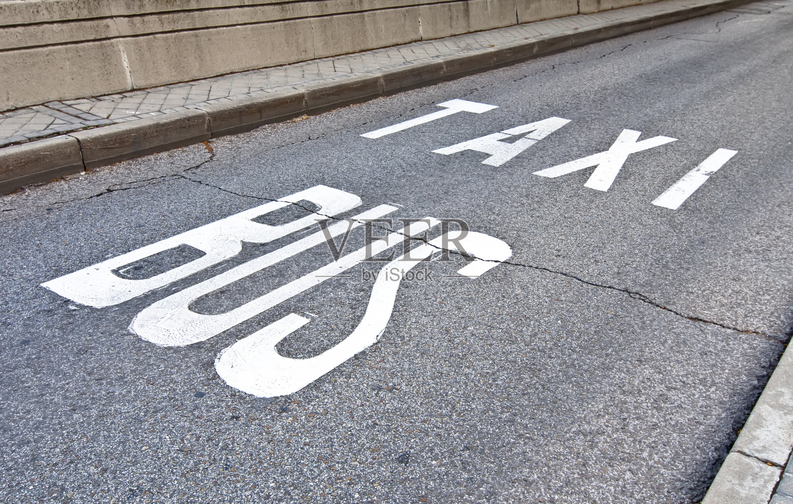 巴士及的士道照片摄影图片