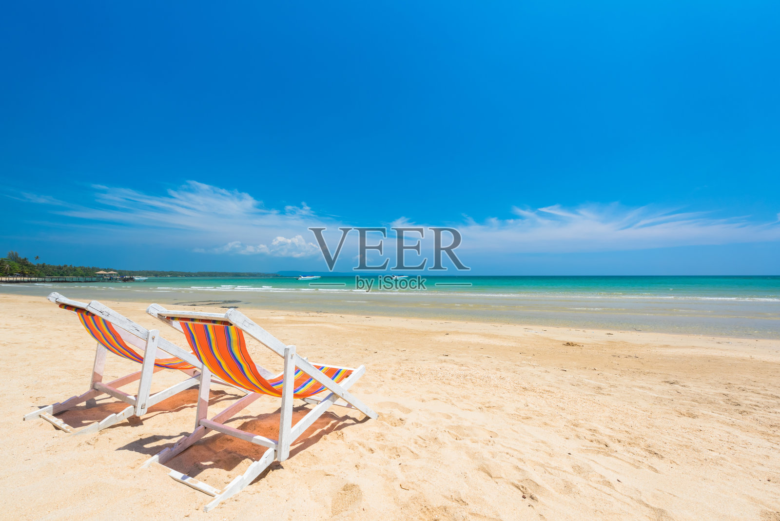 在美丽的异国海滩上放松的椅子海滩照片摄影图片