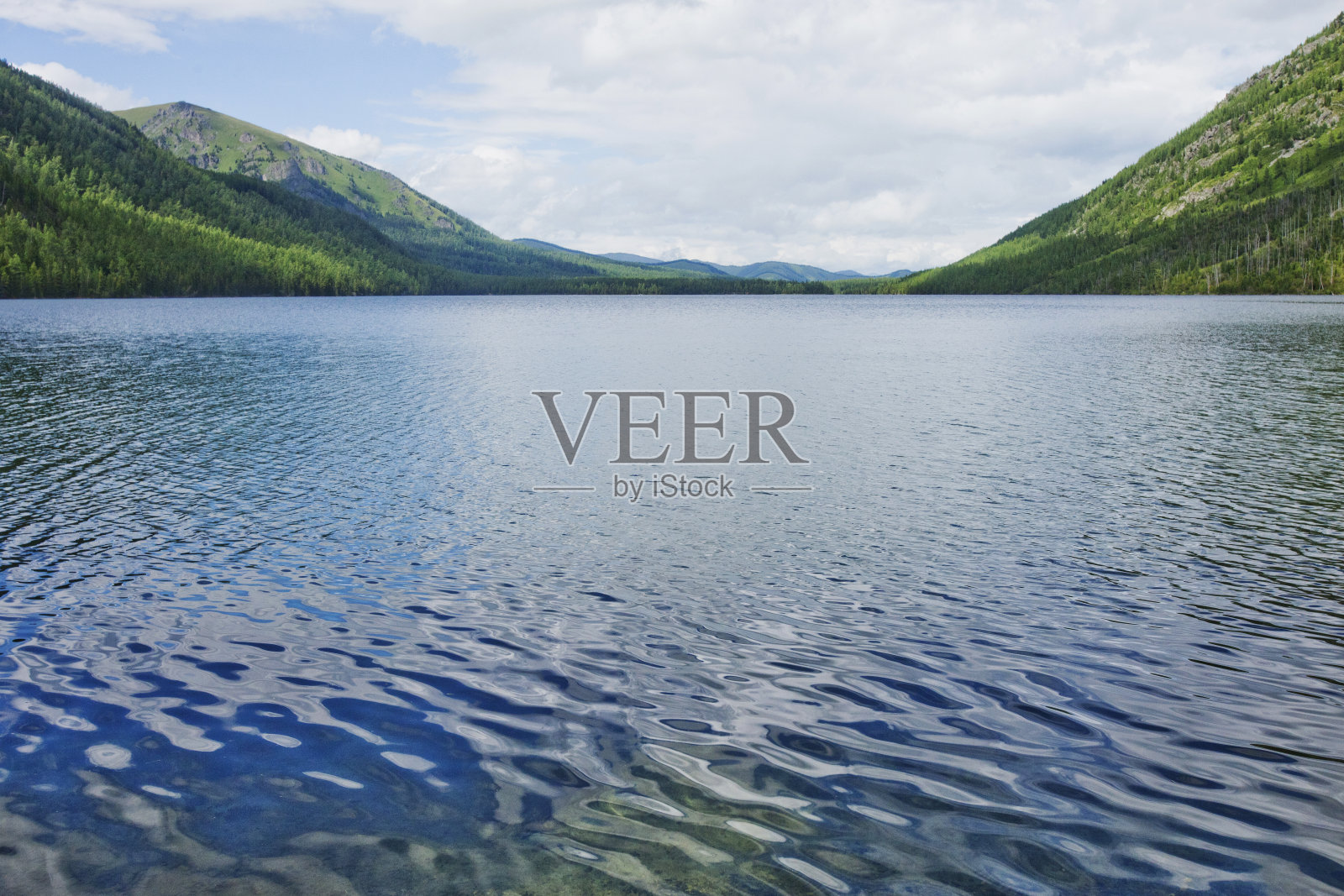 多诺斯基耶湖，阿尔泰山景观照片摄影图片