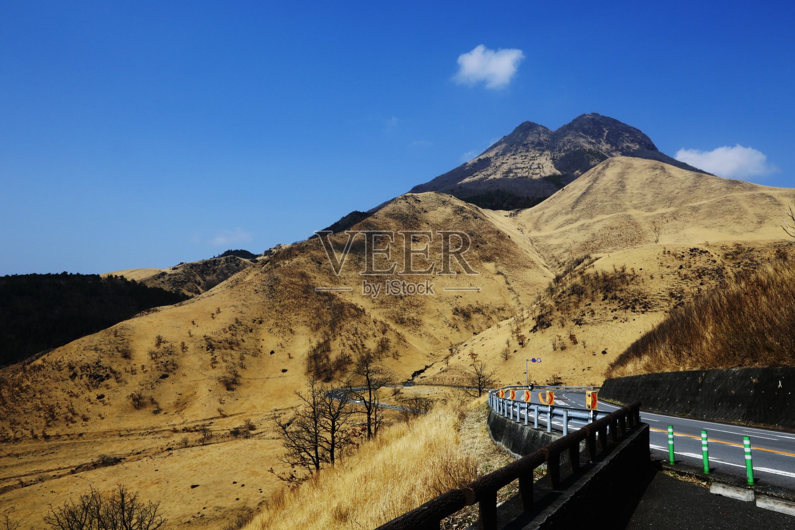 由布岳照片摄影图片