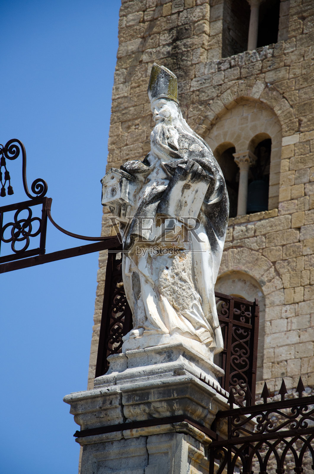 位于西西里岛Cefalu的13世纪Cefalu大教堂照片摄影图片