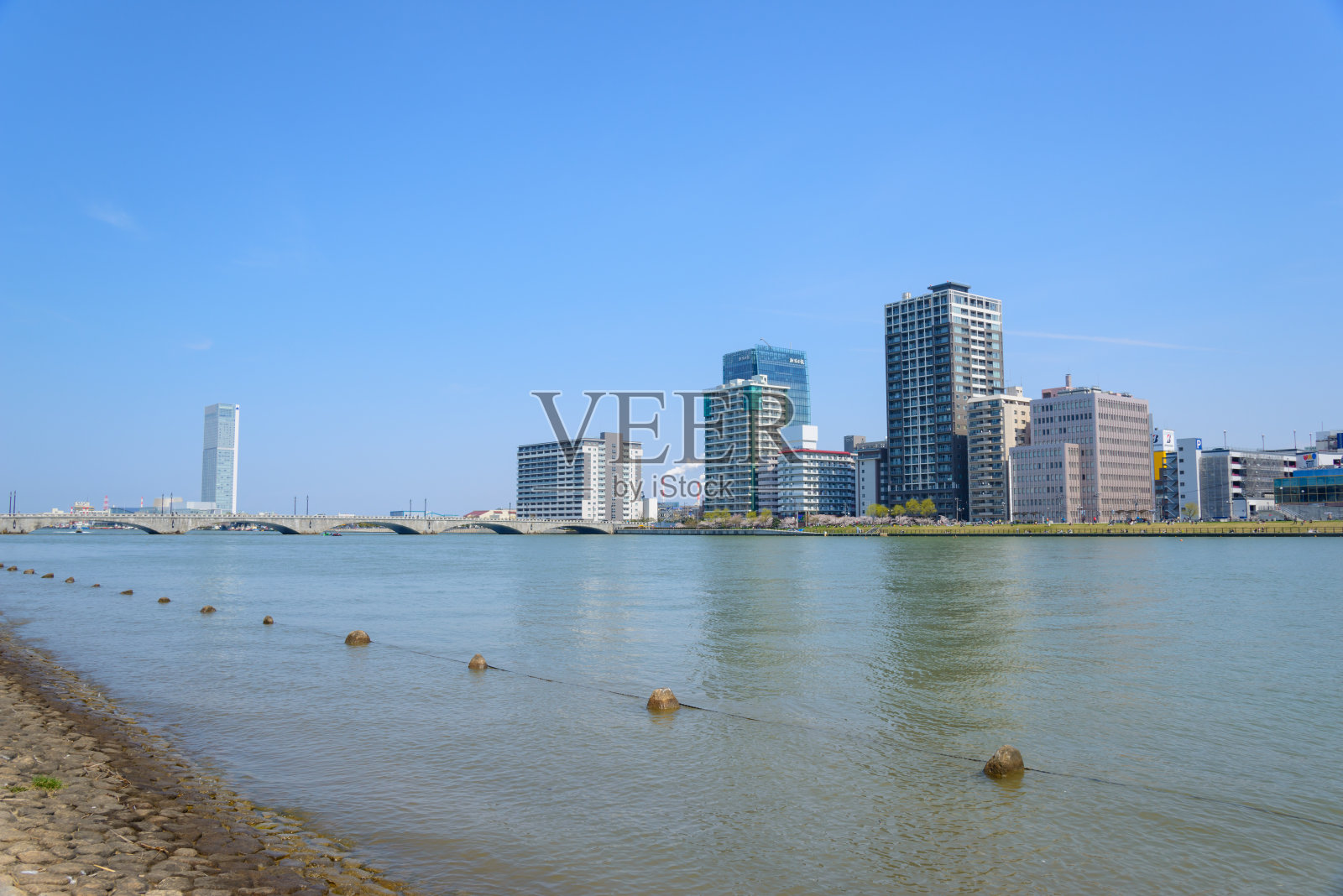 日本新泻的城市景观照片摄影图片