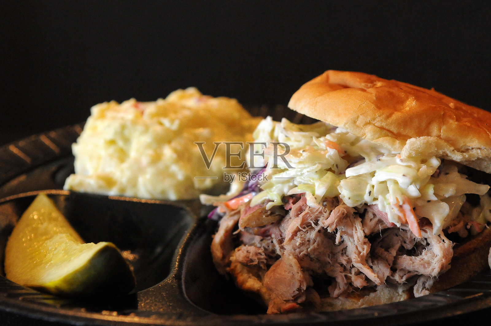 碎肉三明治特写照片摄影图片