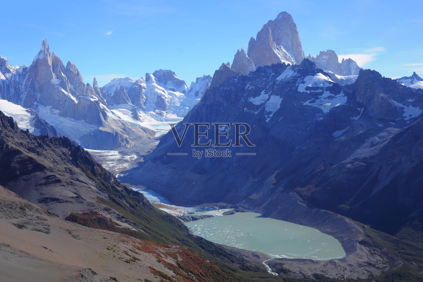 菲茨罗伊山。照片摄影图片