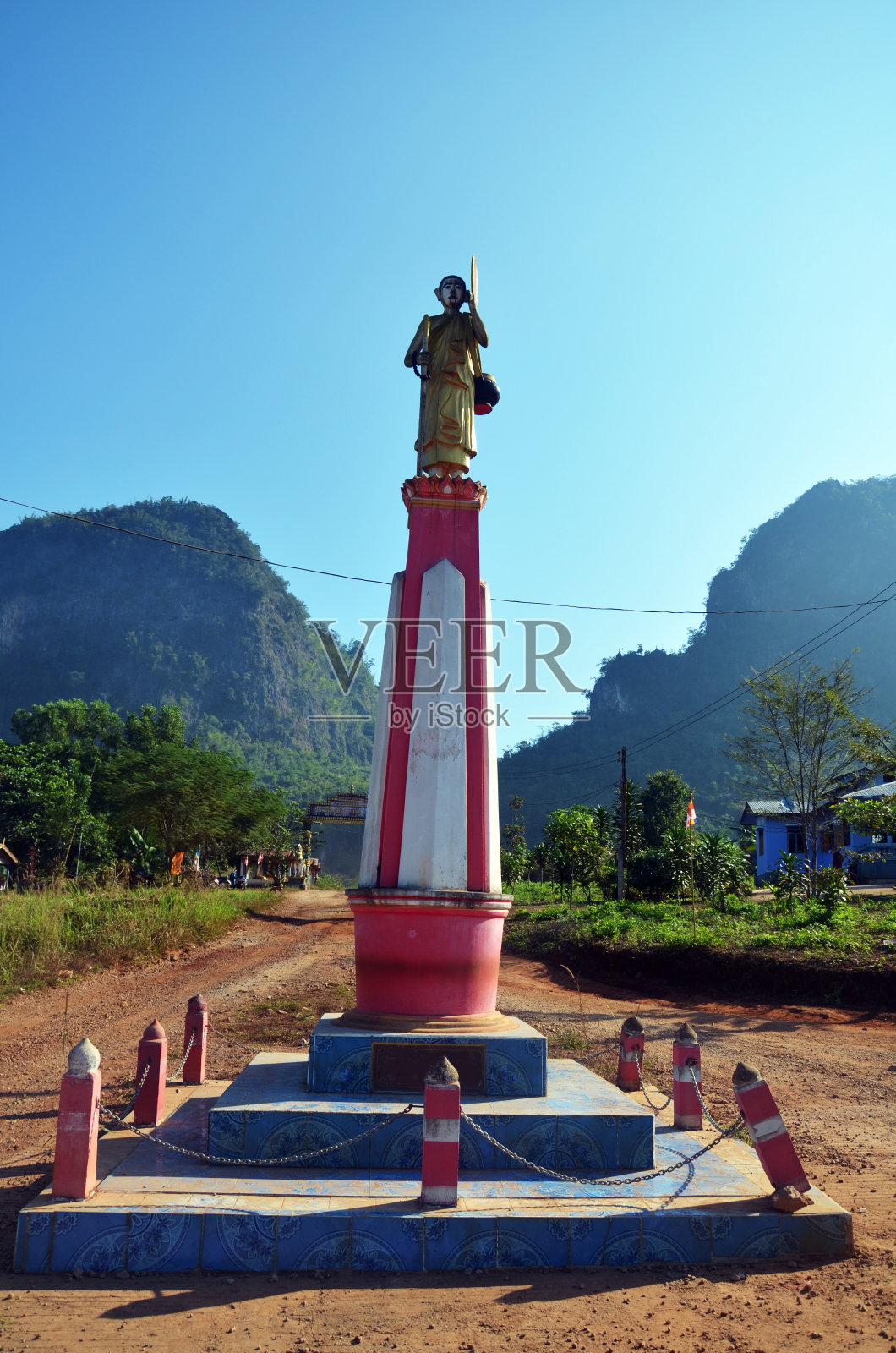 大雅寺街上的佛祖照片摄影图片