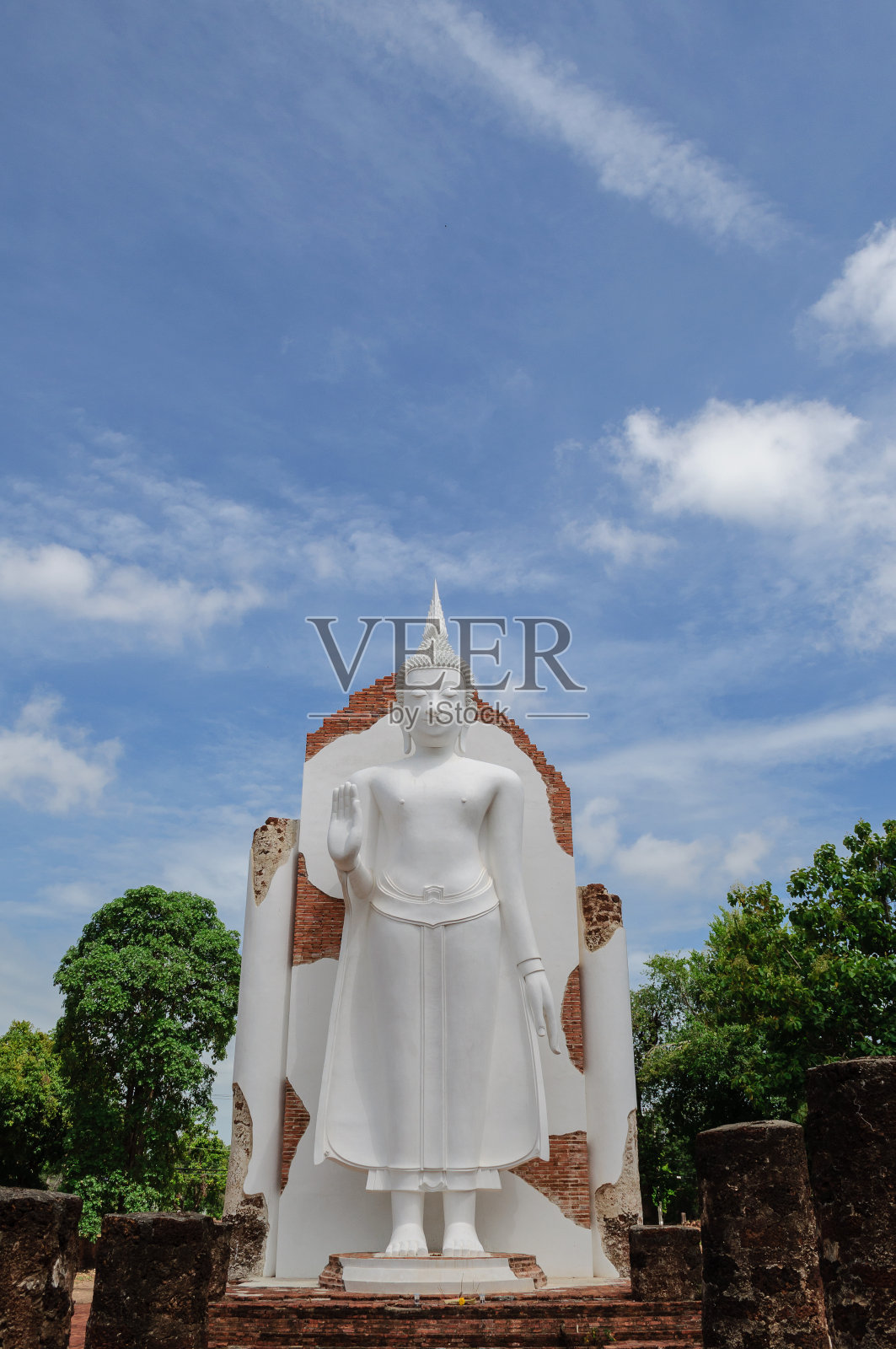 站在佛照片摄影图片