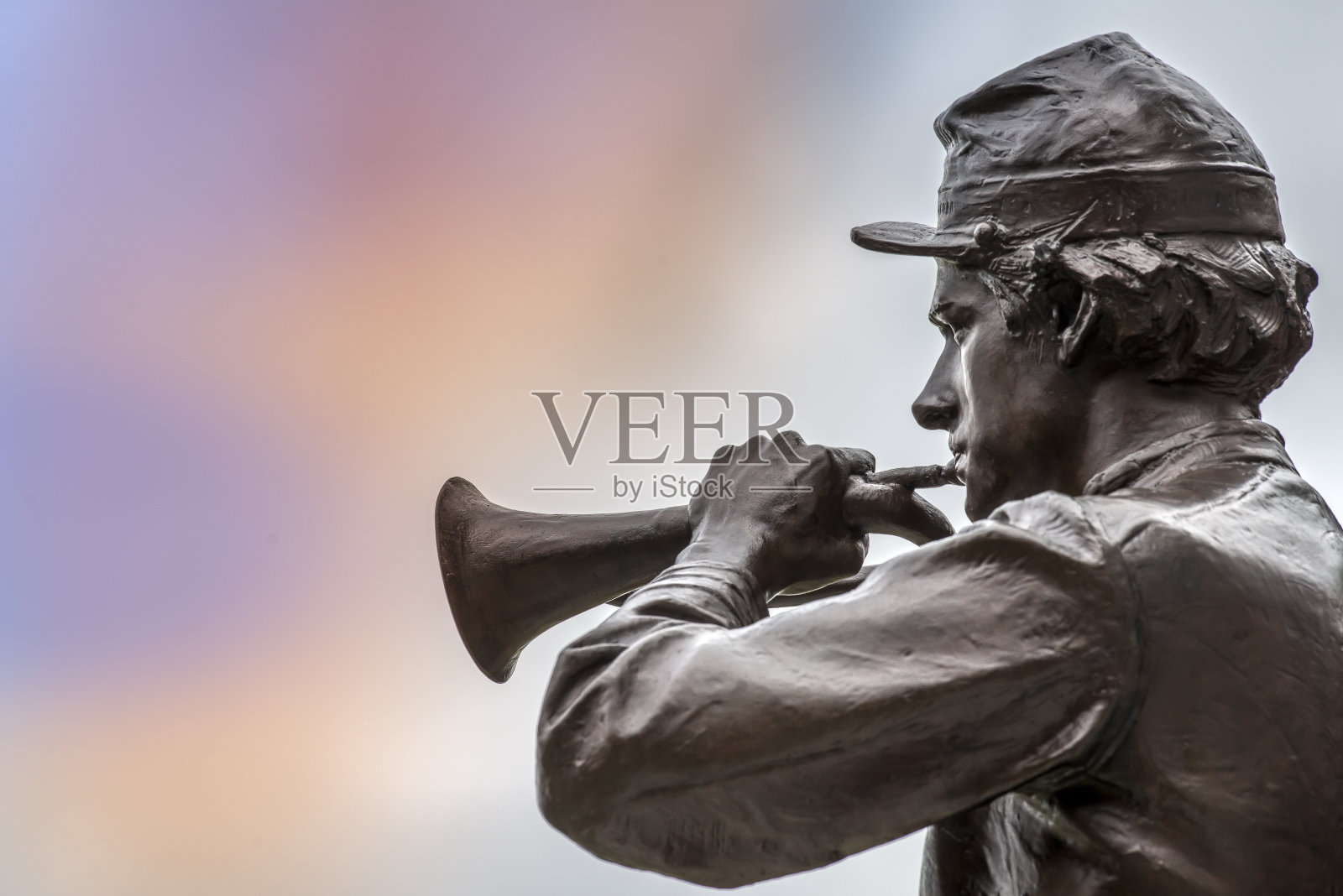 铜制内战号手雕像照片摄影图片