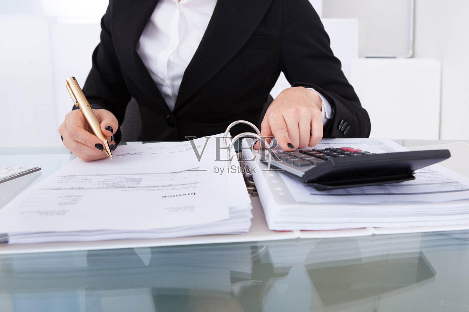 会计计算税照片摄影图片