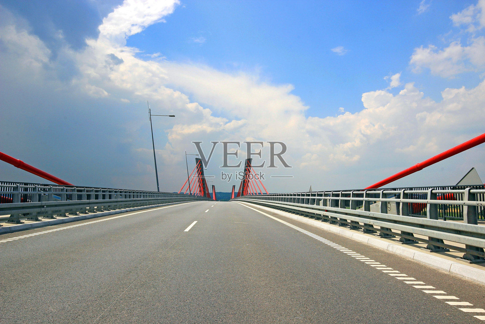 波兰Kwidzyn -维斯瓦桥照片摄影图片