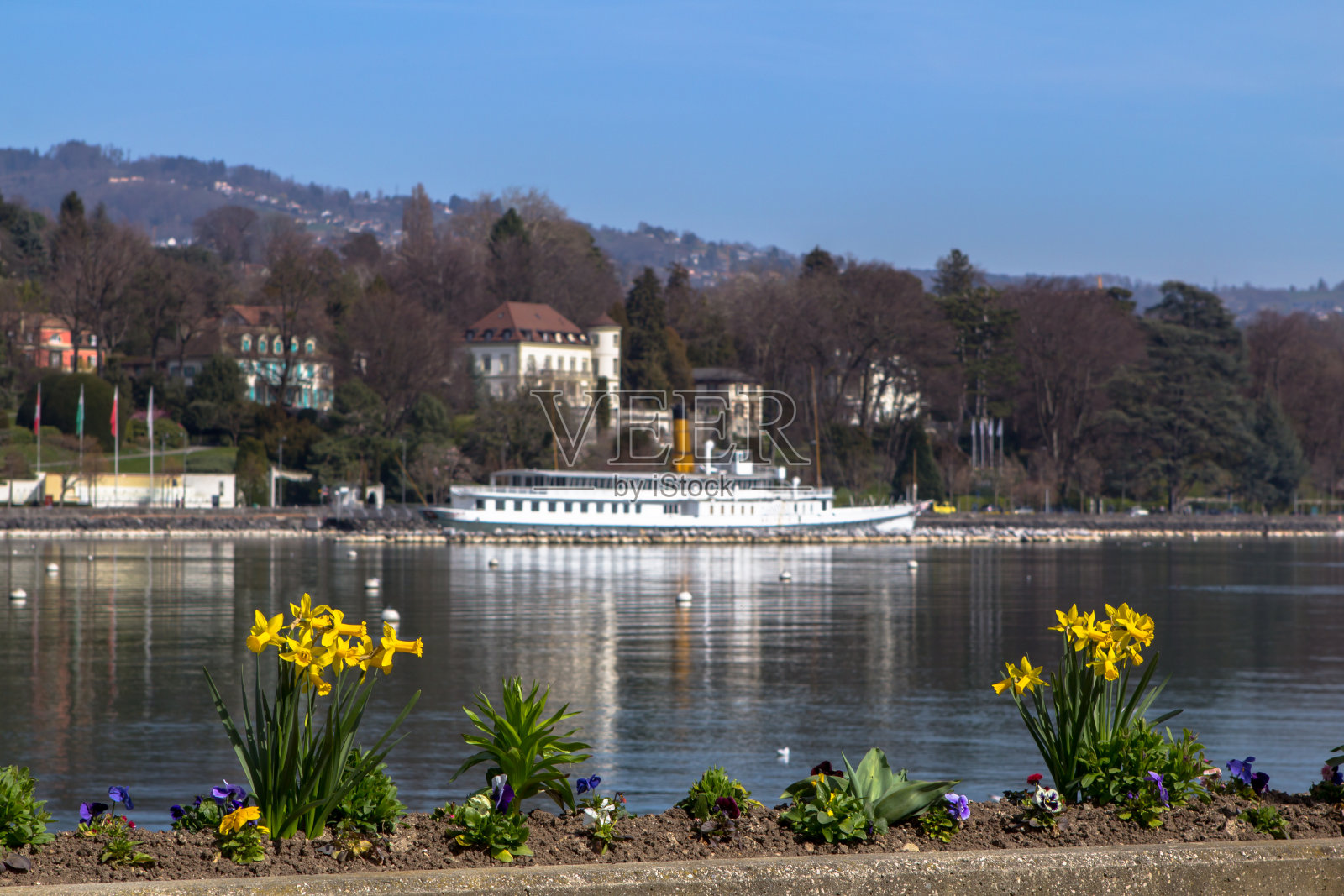 日内瓦湖畔照片摄影图片