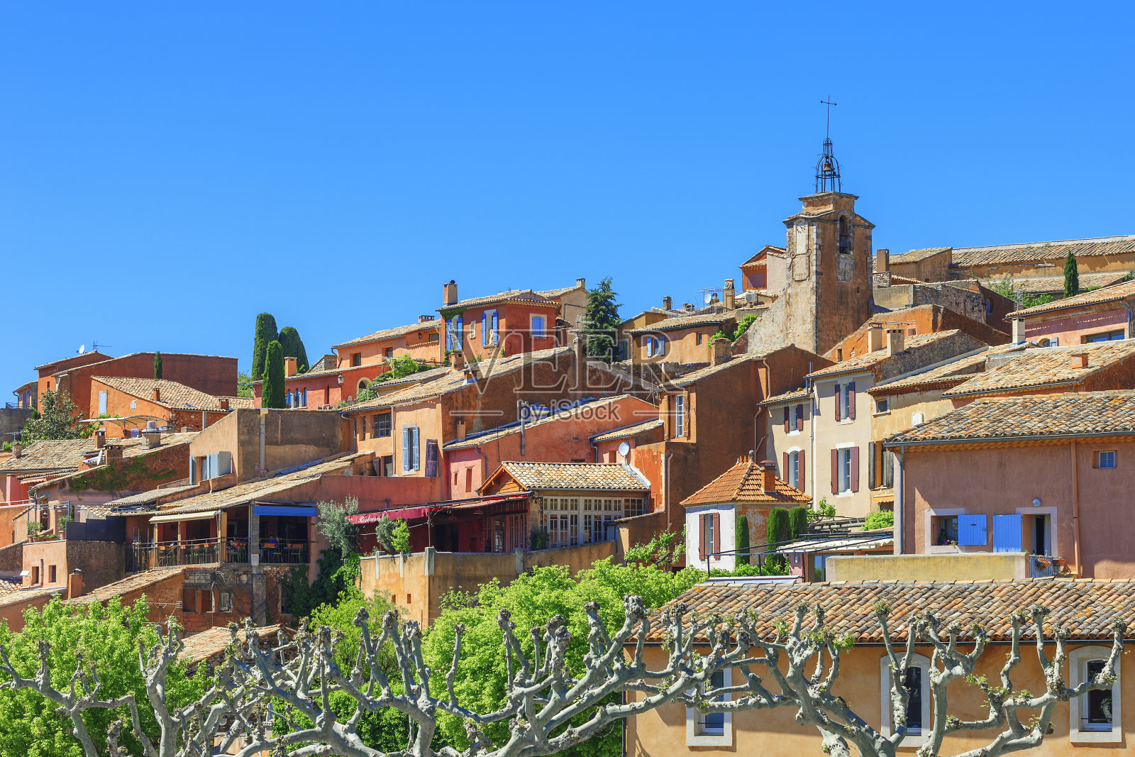 鲁西隆村照片摄影图片