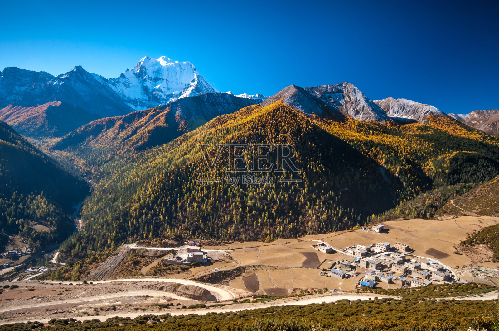 雅村照片摄影图片