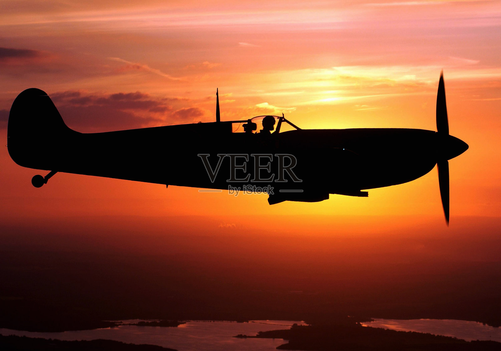 英国战役纪念飞行BBMF Spifire飓风飞行空中照片摄影图片