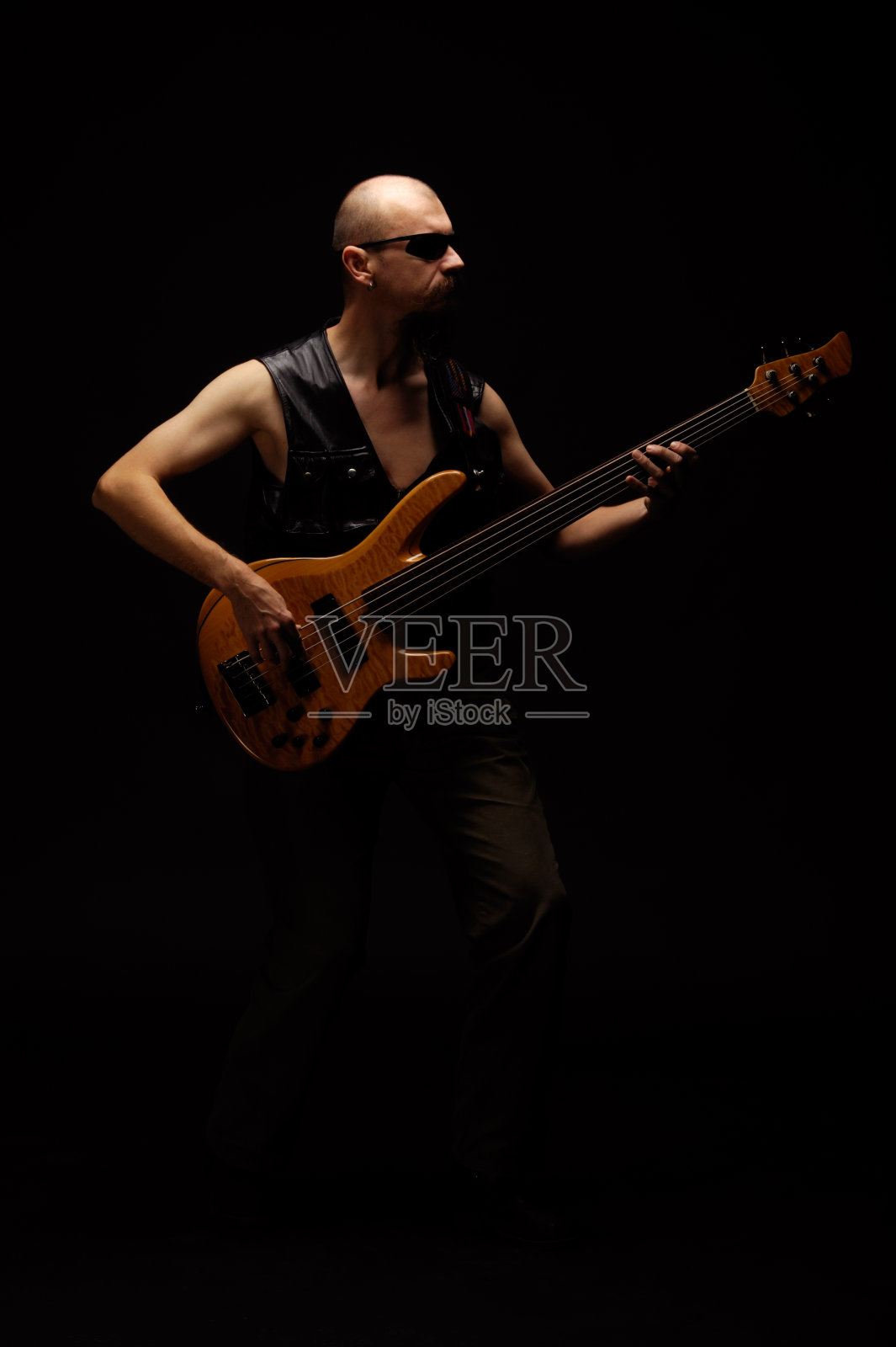低音吉他手照片摄影图片