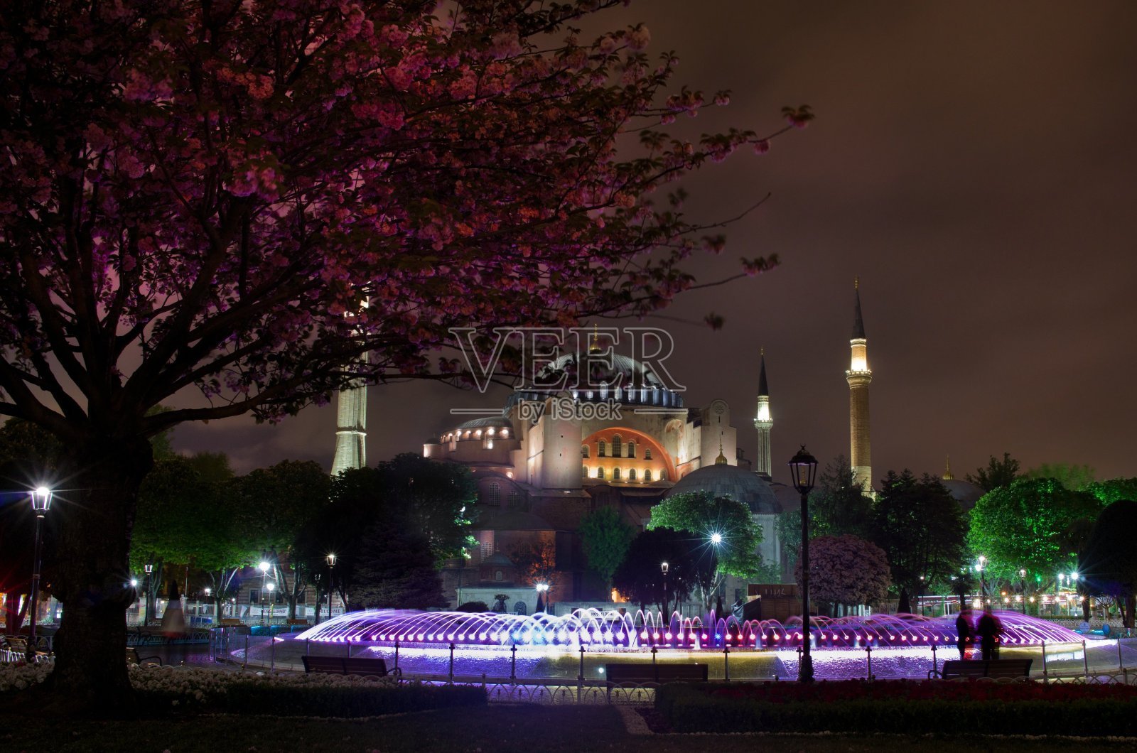 土耳其伊斯坦布尔的圣索非亚大教堂照片摄影图片