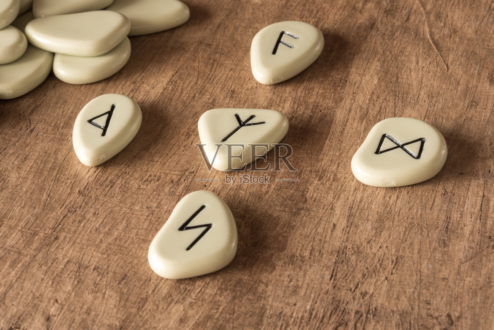 符文卷照片摄影图片