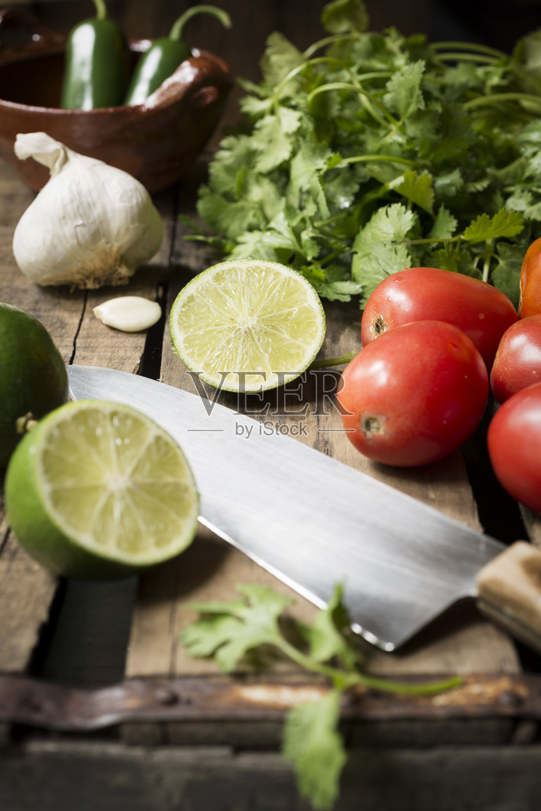 莎莎成分垂直照片摄影图片