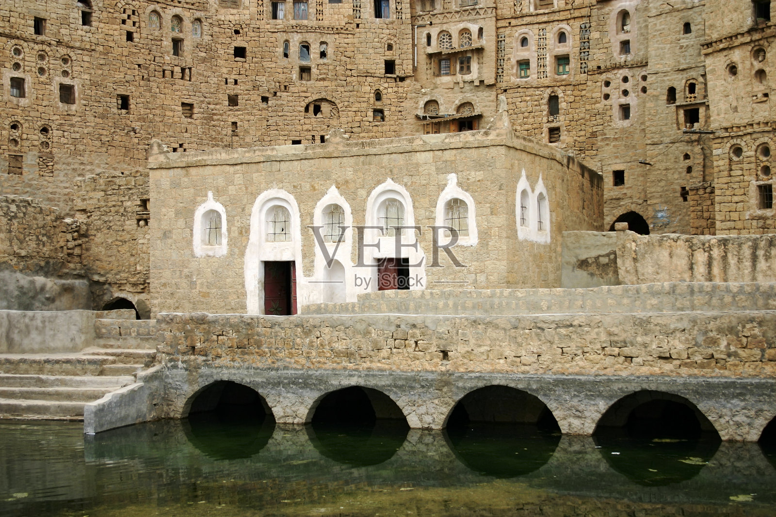 哈巴巴照片摄影图片