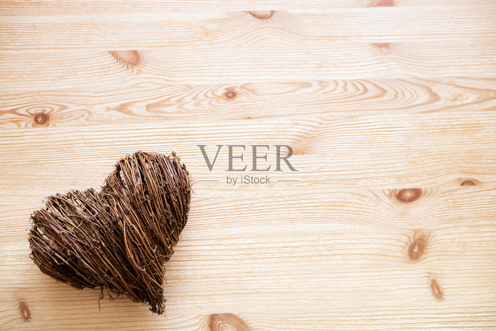 心形的木制背景与复制空间照片摄影图片