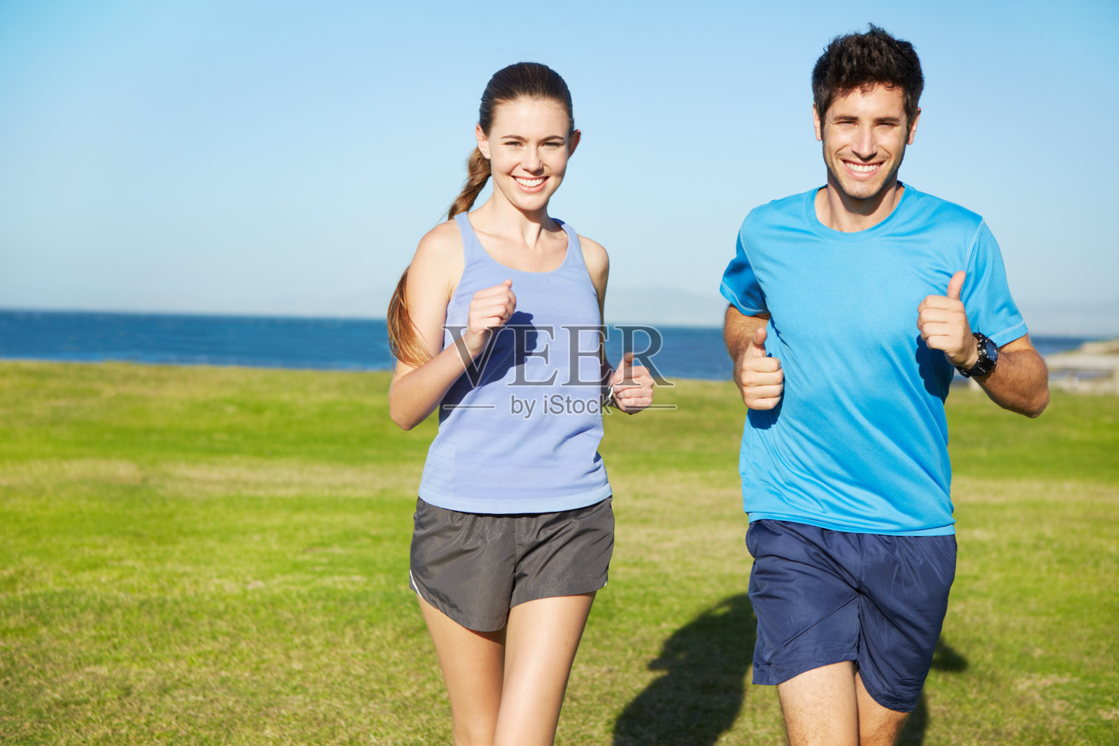 海洋、天空、新鲜空气……与跑步照片摄影图片