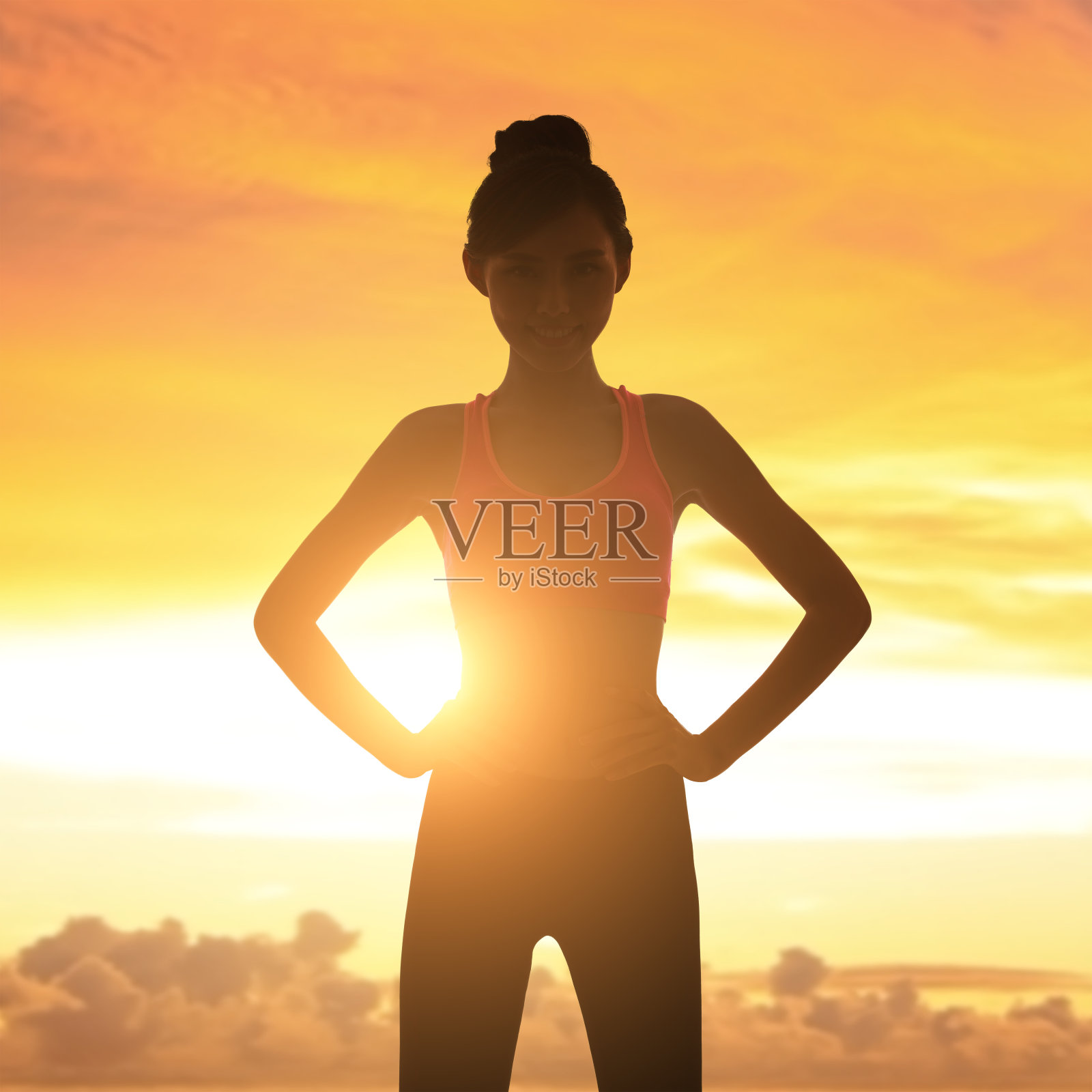 运动女性剪影照片摄影图片