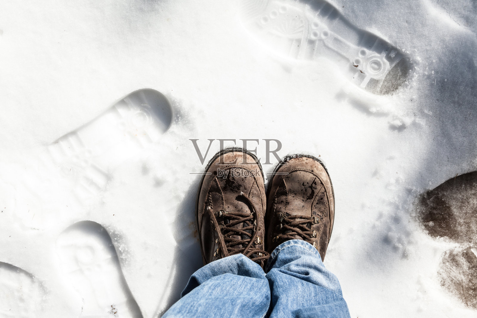 雪的靴子照片摄影图片