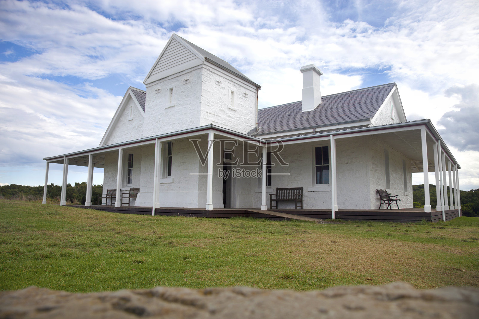 白色的乡村家庭照片摄影图片