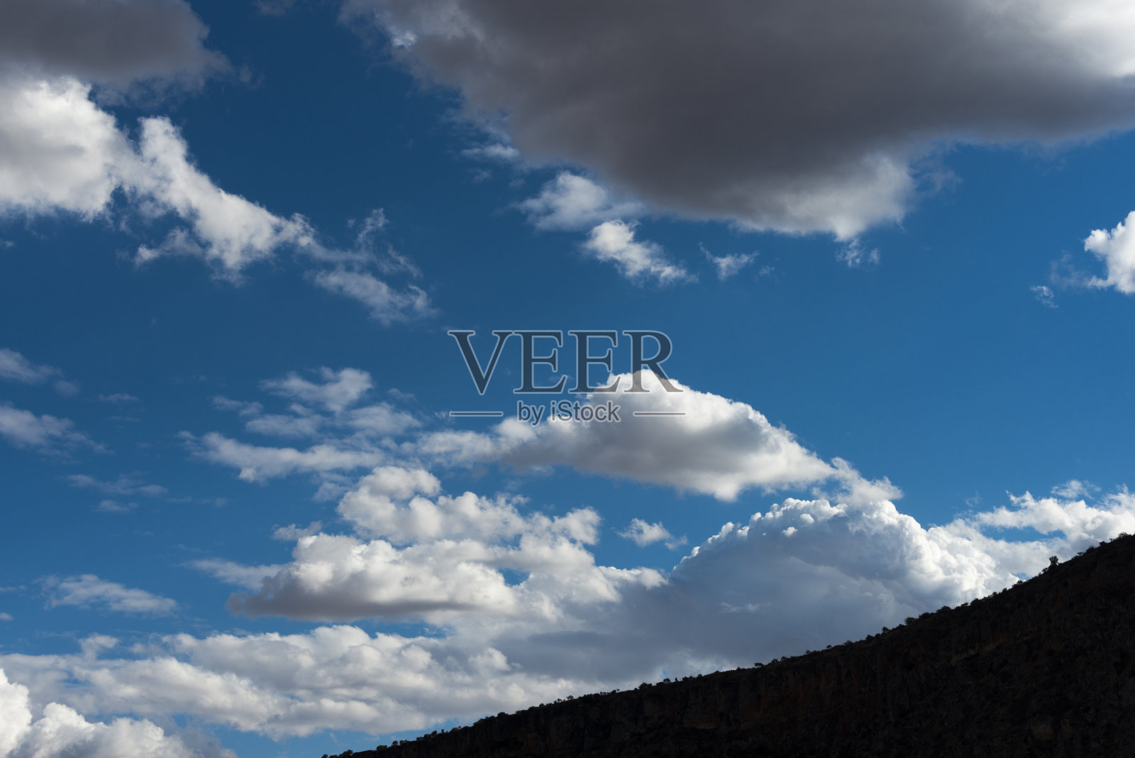 山对天俯视照片摄影图片