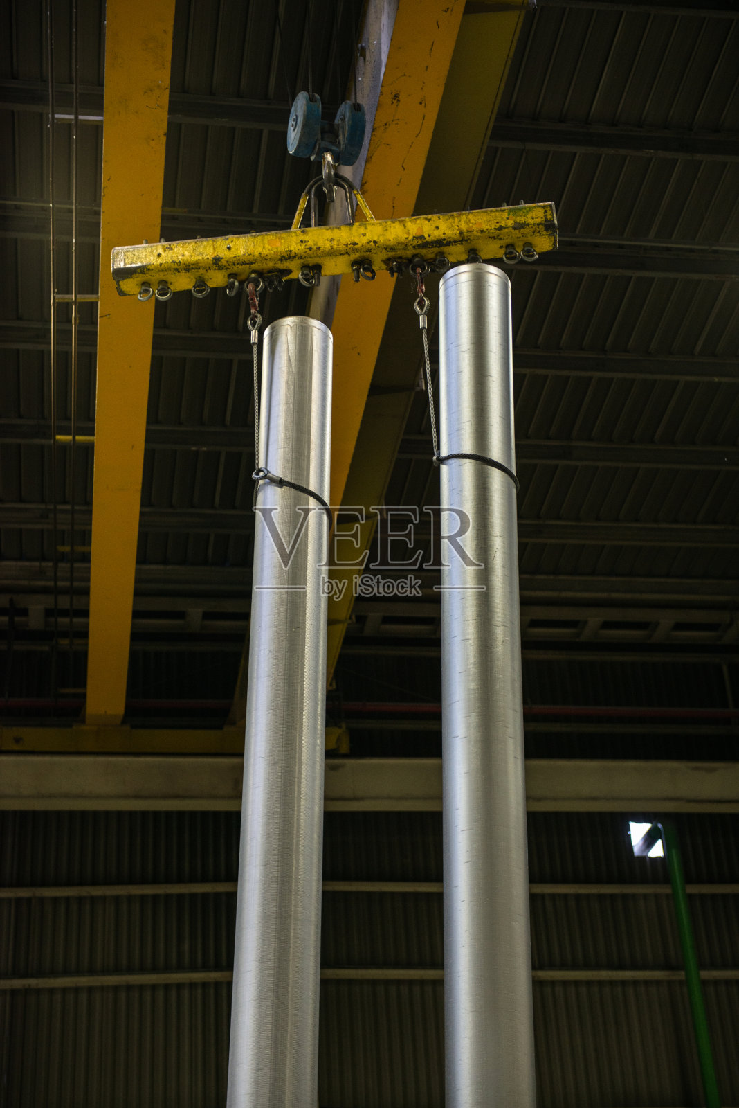 铝缸组照片摄影图片