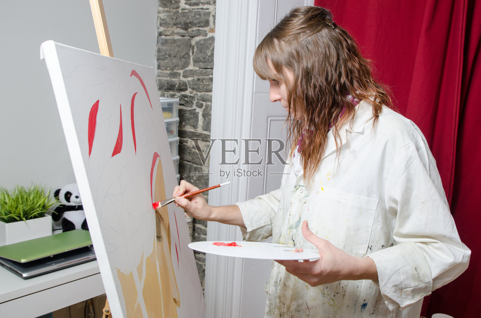 绘画的头发照片摄影图片