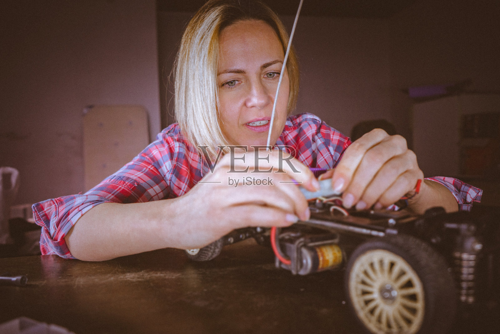 女性在干照片摄影图片