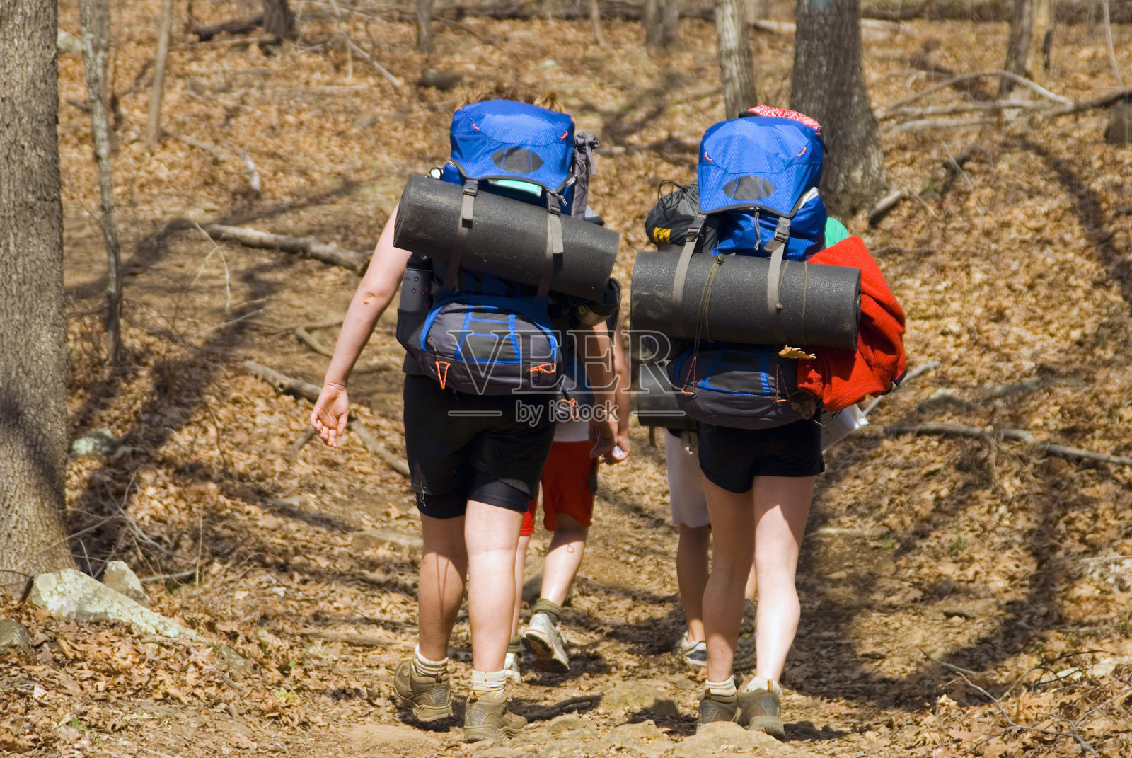 背包客照片摄影图片