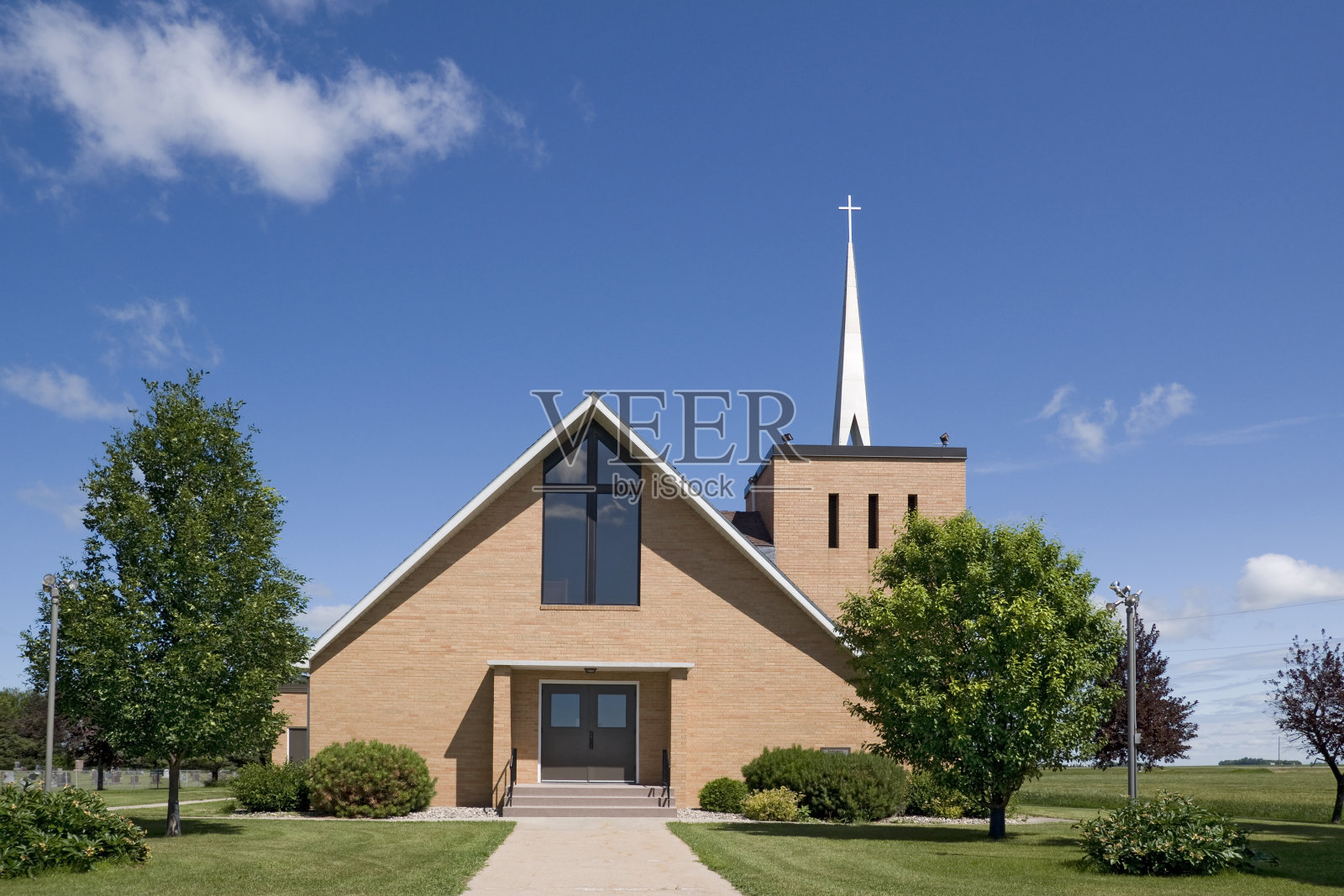 美国明尼苏达州北部的现代基督教会照片摄影图片