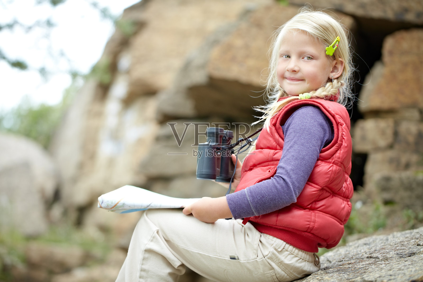 年轻的旅行者照片摄影图片
