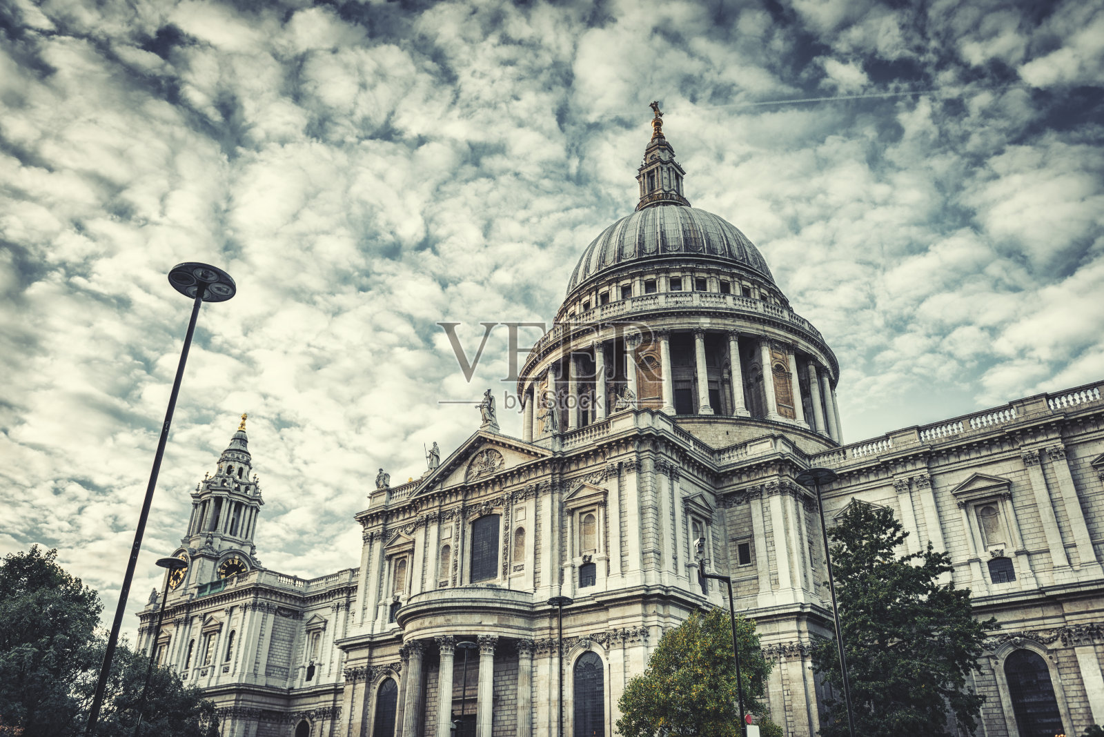伦敦的圣保罗大教堂照片摄影图片
