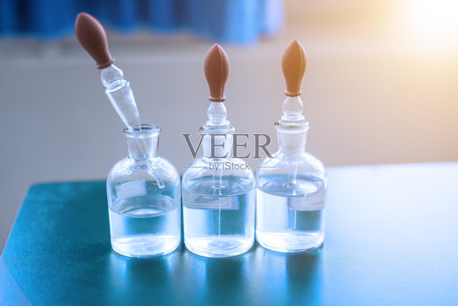 实验室玻璃器皿照片摄影图片