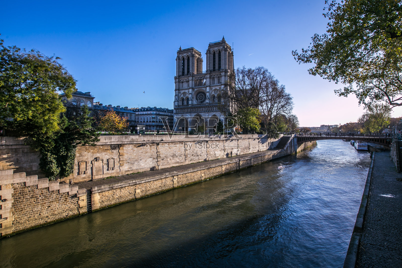 法国巴黎圣母院大教堂照片摄影图片