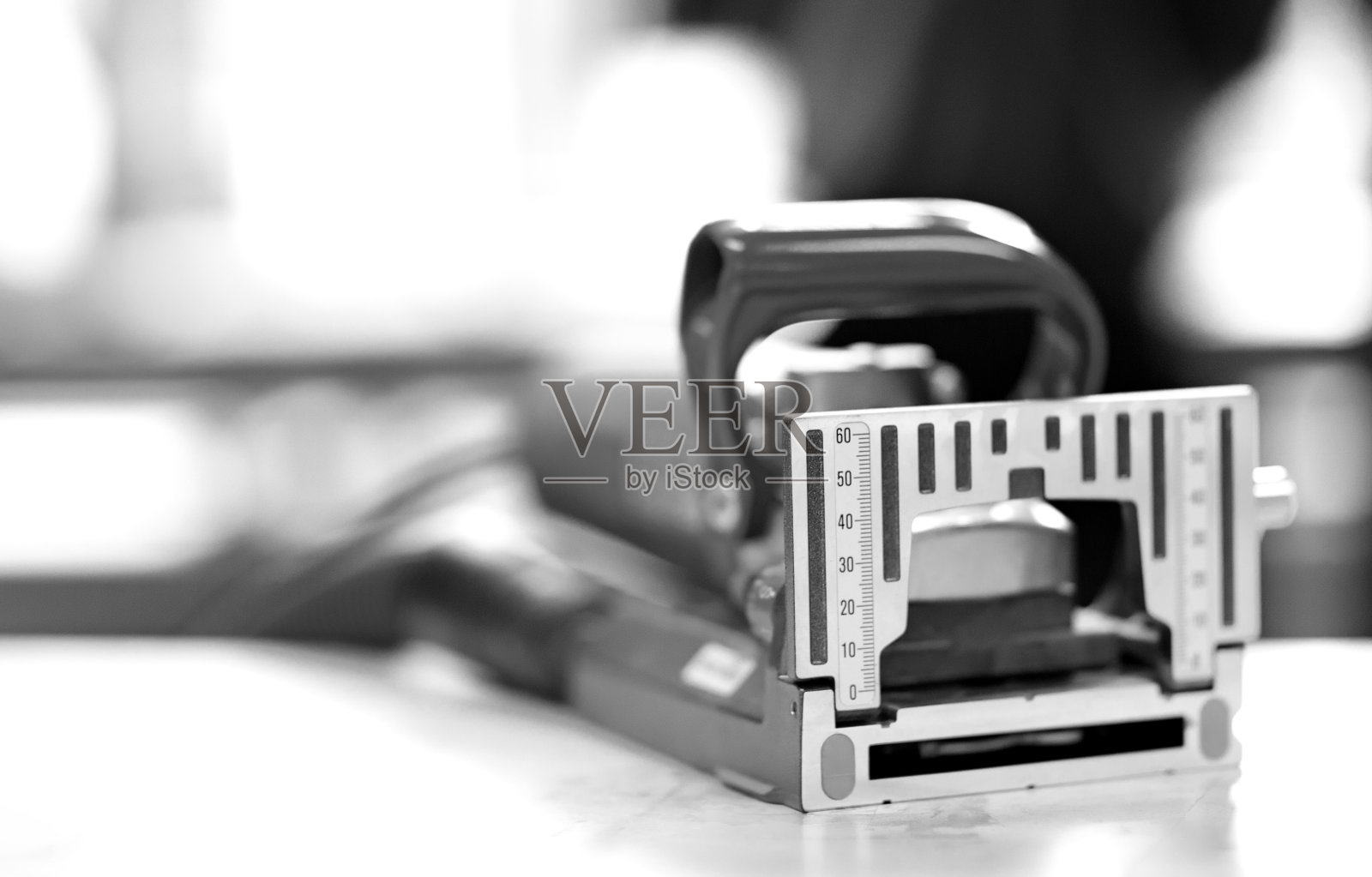 一个工业木工砂光机的特写照片摄影图片